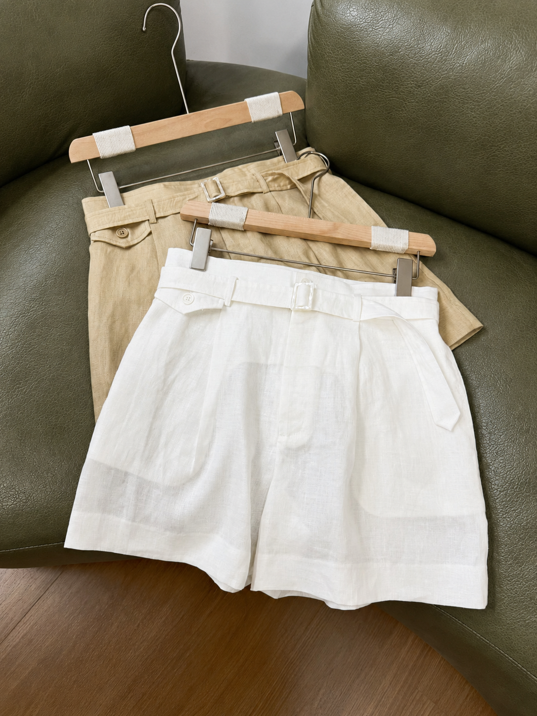 Ralph Lauren-Inspired Linen Pleated Shorts - Image 8