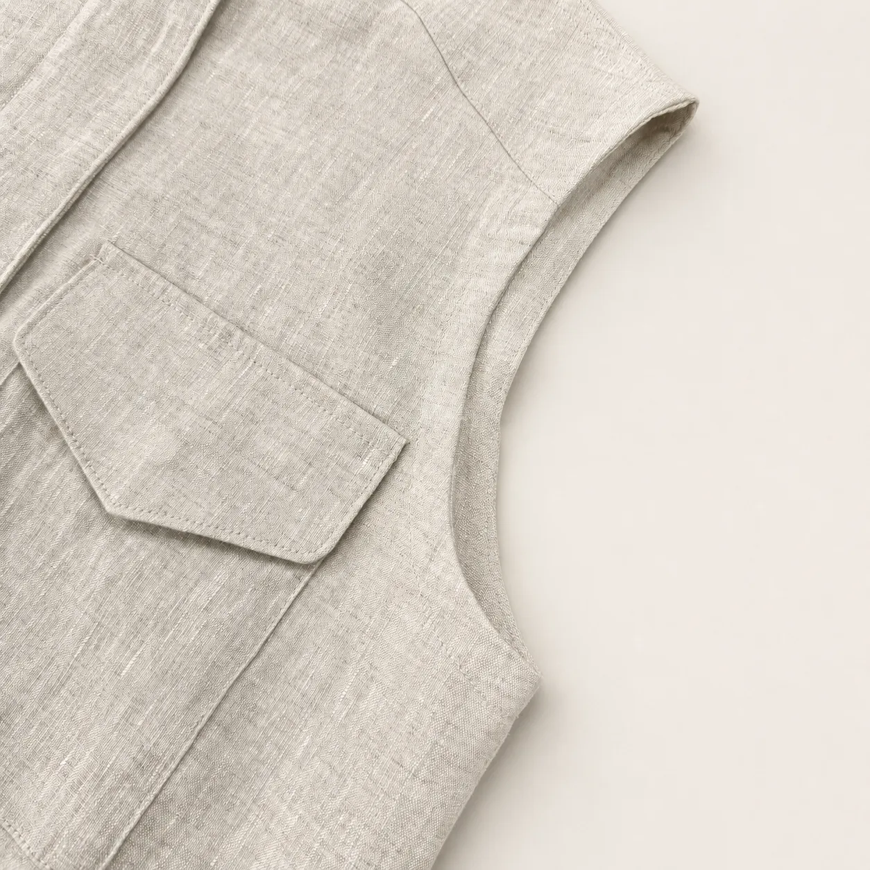Loro Piana Style Linen Sleeveless Utility Jacket - Image 4